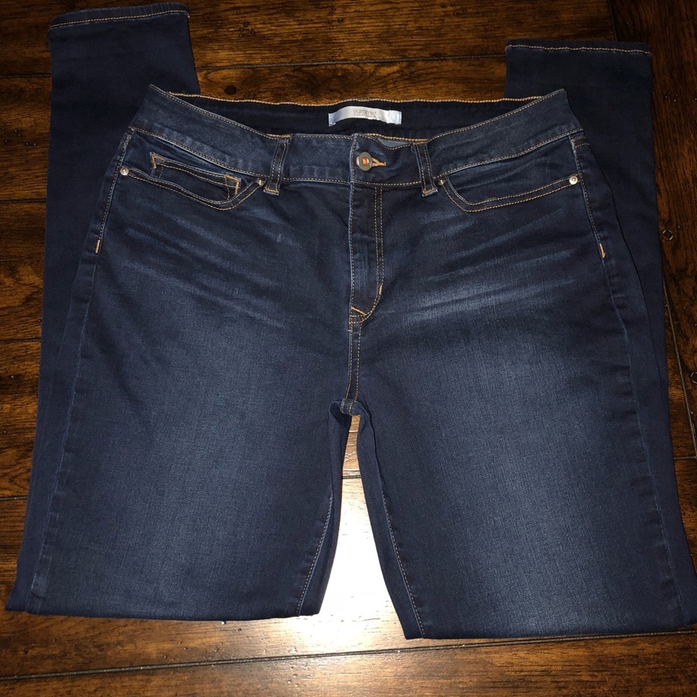 Yummie by Heather Thompson skinny jeans. Size 34.